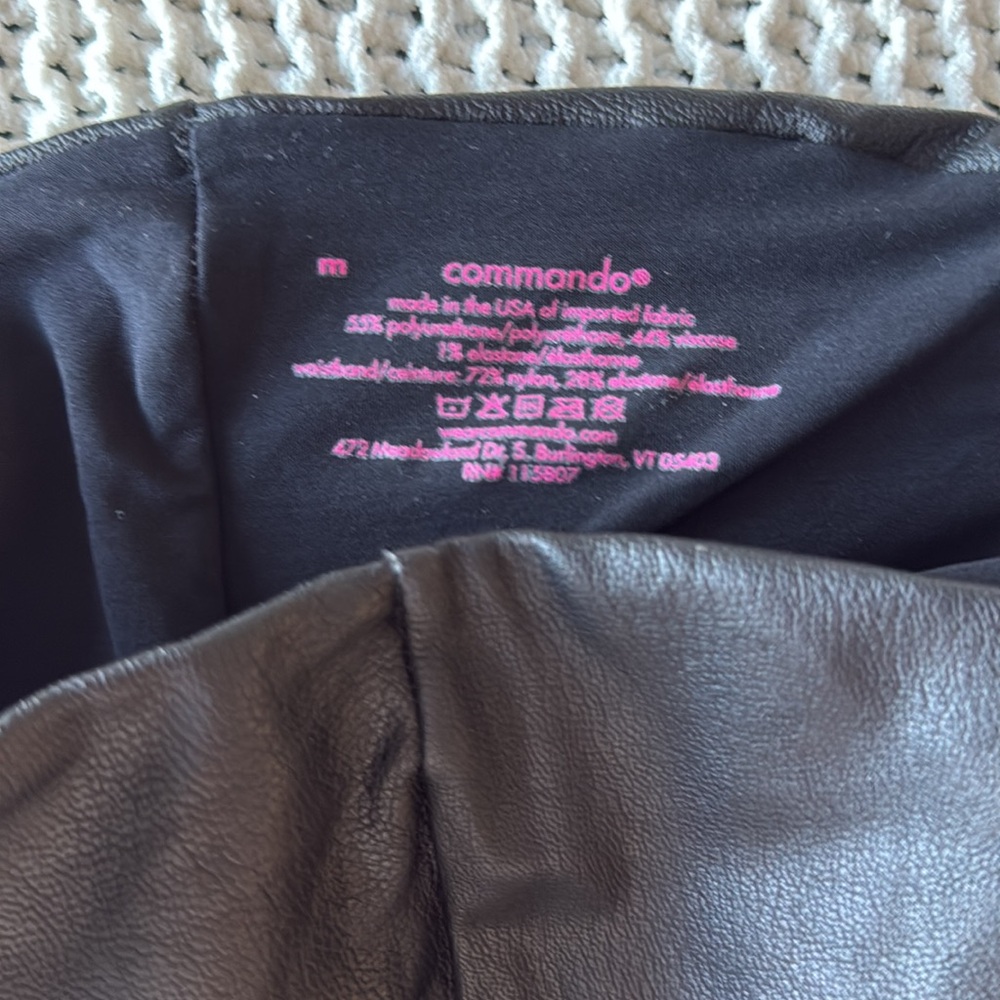 Commando faux leather legging. - Picture 3 of 3